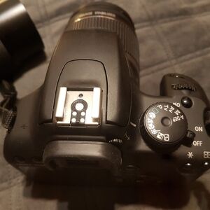 Canon Sleek Black DSLR Camera Comes With EFS 18-55mm Lens....